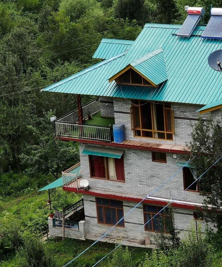 Peekaboo Homestay *